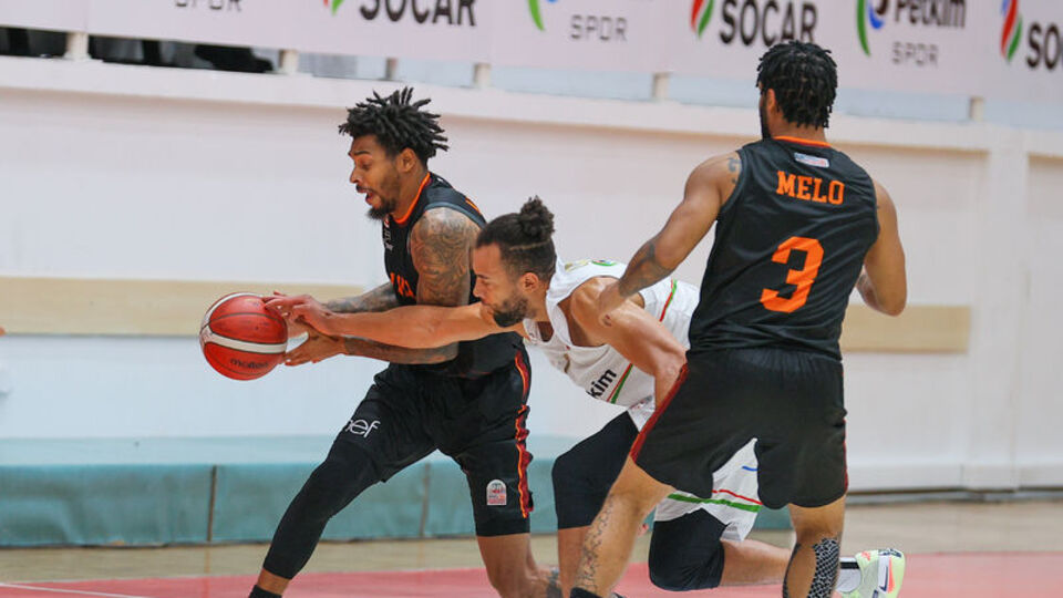 Galatasaray Nef, Aliağa'yı devirdi