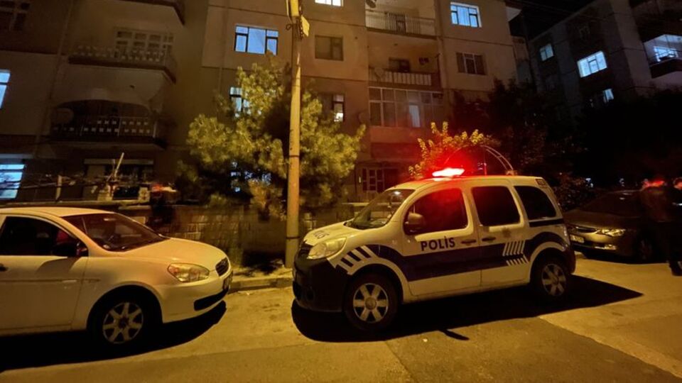 Emekli öğretmen karısını öldürdü!