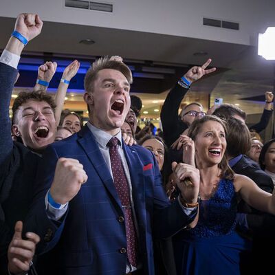 Çekya'da seçimlerin galibi muhalefet ittifakı