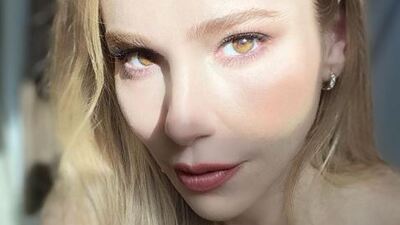 Elçin Sangu kimdir?