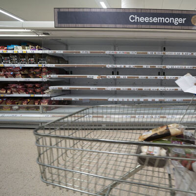İngiltere'de tedarik krizi: Bazı sektörler durma noktasında!