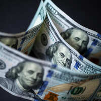 Dolar 9 lirayı aştı