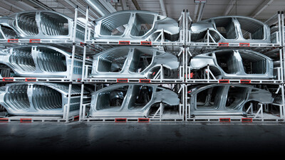 Berlin'de haftada 10 bin araç üretecek