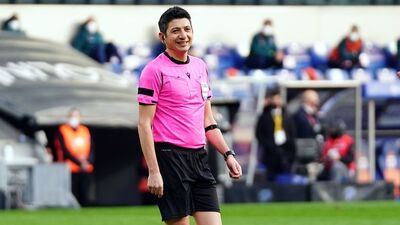 UEFA'dan Uğurlu'ya görev