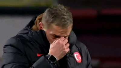 Gözyaşlarını tutamadı!