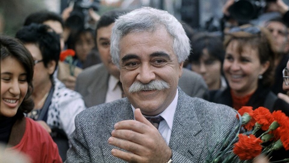 Levent Kırca kimdir, kaç yaşındaydı?