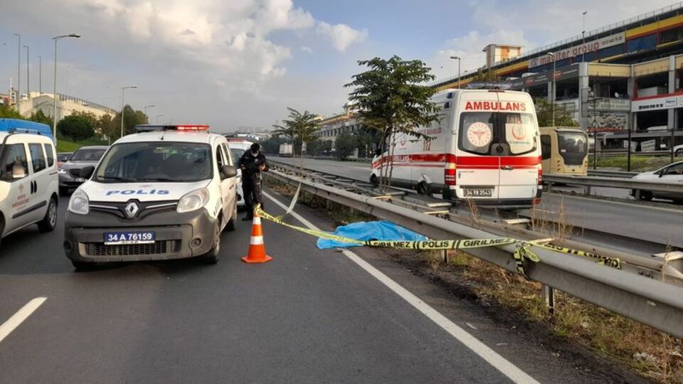 İstanbul'da yolcu otobüsü yayaya çarptı
