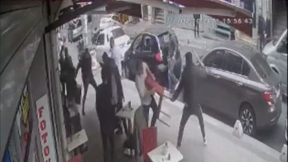 Dışarıdan kahvaltılık getirdi, ortalık karıştı