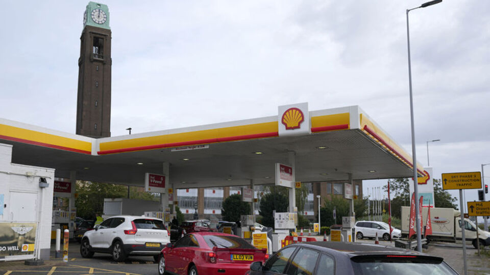 İngiltere'de akaryakıt krizi devam ediyor!