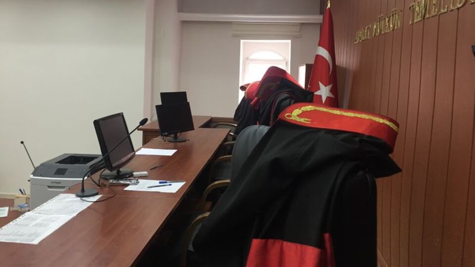 'Siyasi cinayet' iddiaları için soruşturma