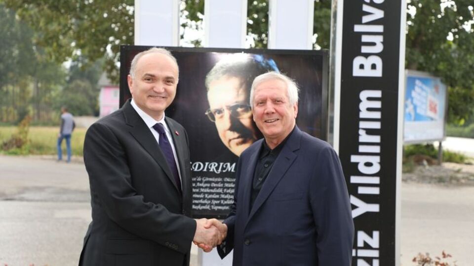 Adını taşıyan bulvarı gezdi