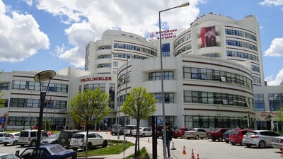 Polis servisi kaza yaptı: 12 polis yaralı!