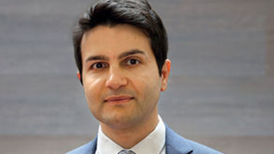 Namık Küçük kimdir?