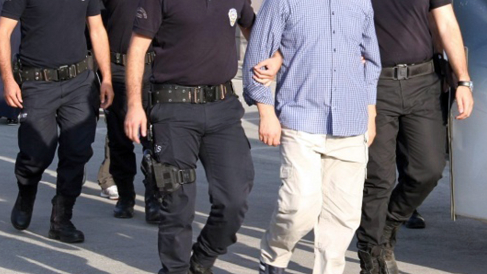 FETÖ'nün 'gaybubet' yapılanmasına operasyon