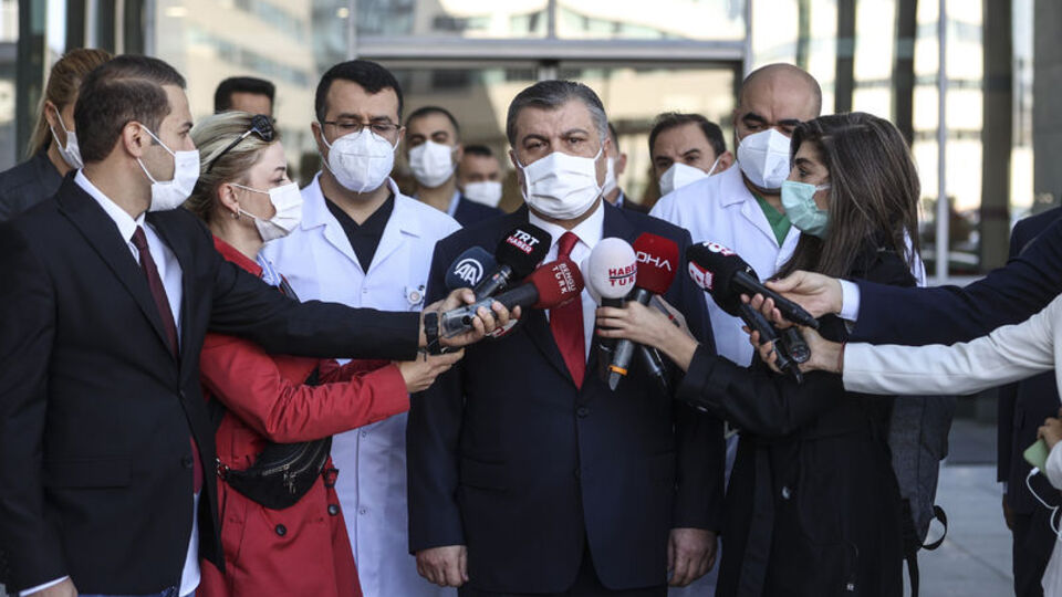 Bakan Koca'dan 18 yaş üstü için flaş açıklama!