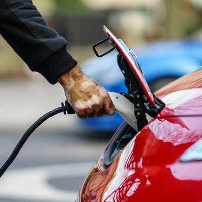 'Elektrikli araç cazip hale getirilmeli'