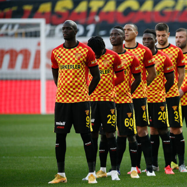 Göztepe'de defans alarmı