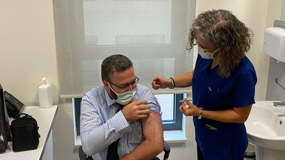 TURKOVAC gönüllüleri aşı oldu