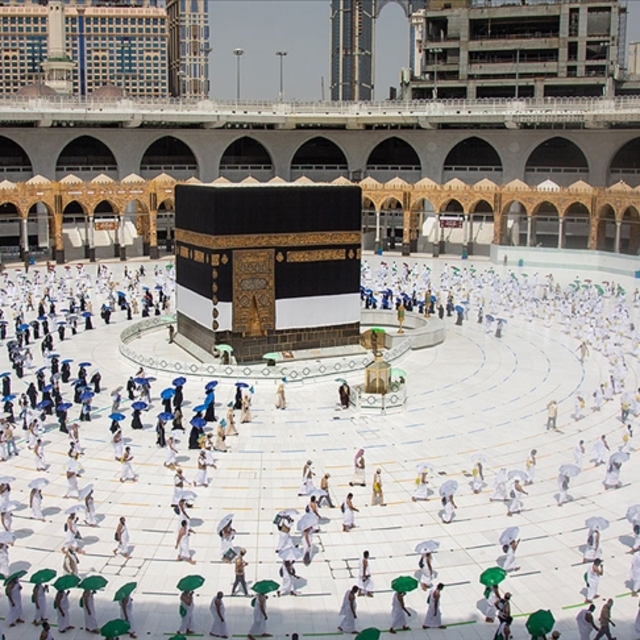 Mescid-i Haram ve Mescid-i Nebevi tam kapasite açılıyor