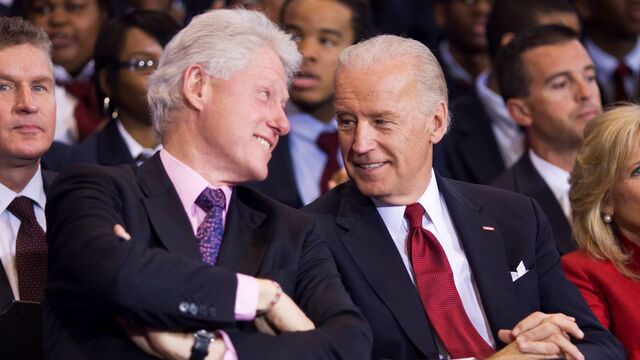 Joe Biden'dan Clinton'a telefon