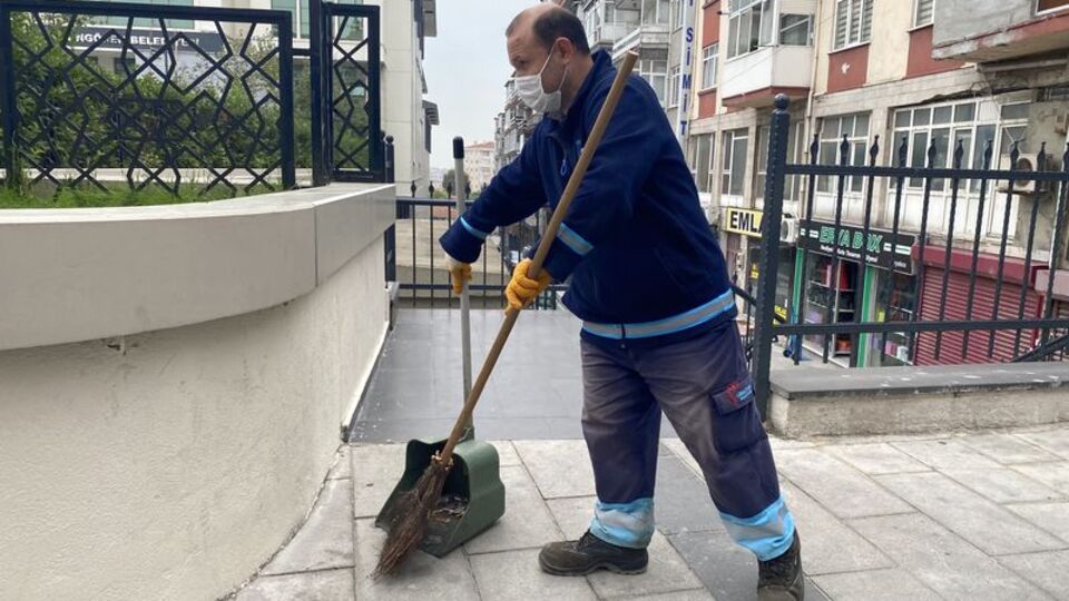 Bulduğu cüzdanı önemsemedi! İçinden 500 bin TL çıktı!