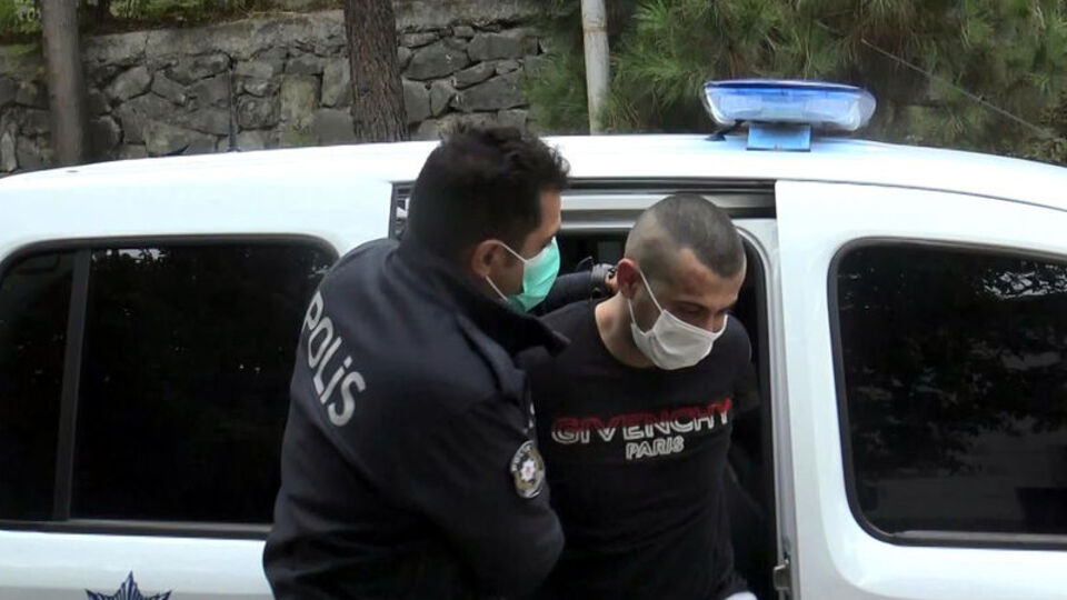 Bindiği taksiyi çaldı! Müşteriye uyuşturucu sattı!