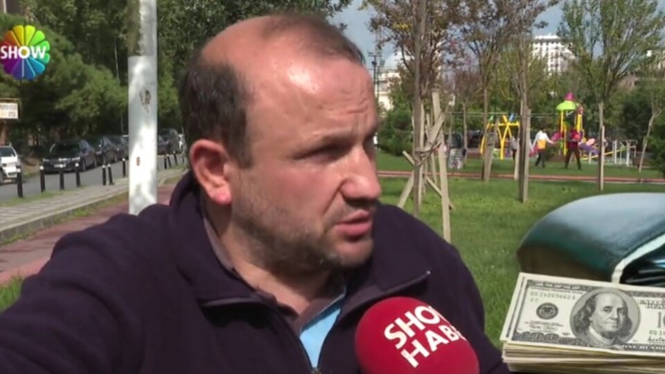 Yolda 450 bin lira buldu, kuruşuna dokunmadı