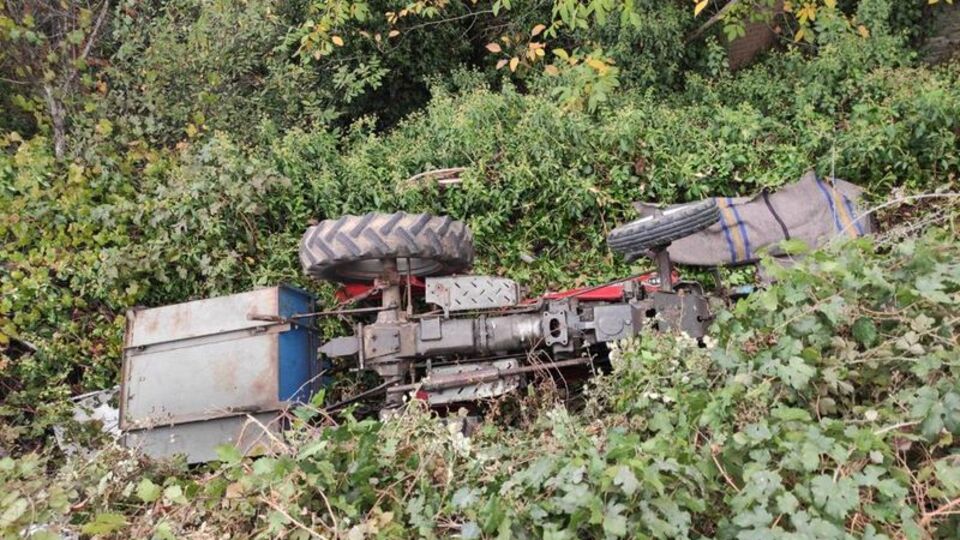 Traktör takla attı: 1 kişi öldü, 1 kişi yaralandı