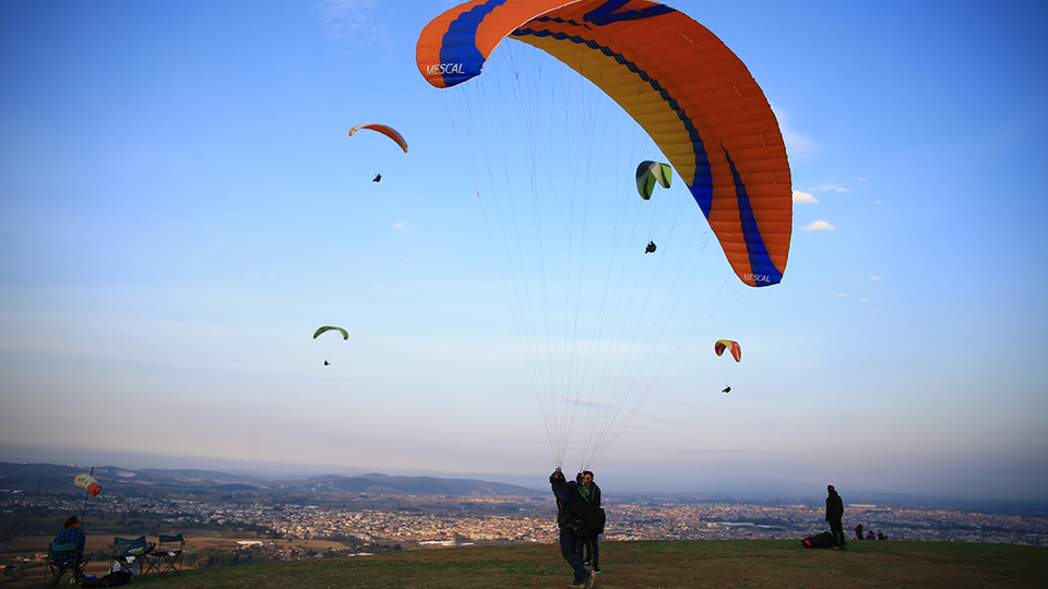 Yamaç paraşütçülerinin gözde adresi: Kırantepe