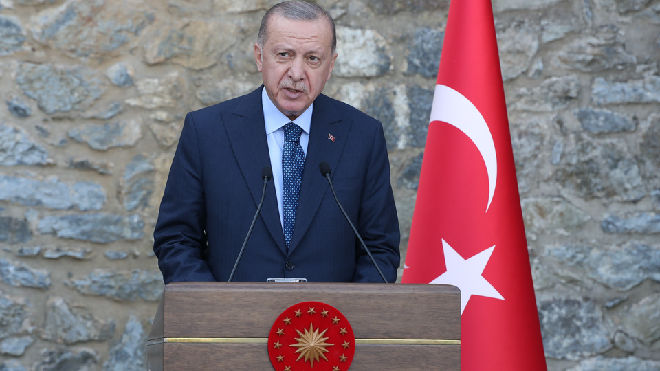 Özdemir Bayraktar için başsağlığı mesajı