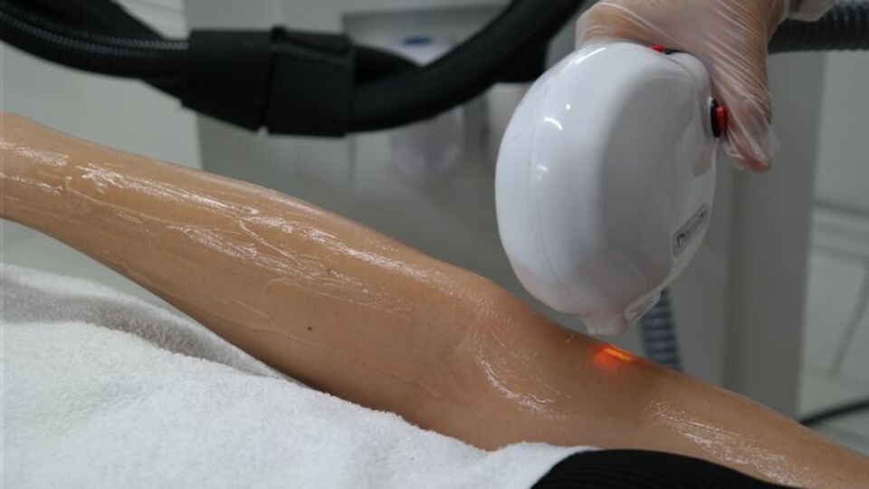 Güzellik merkezlerine epilasyon yasağı protesto edildi