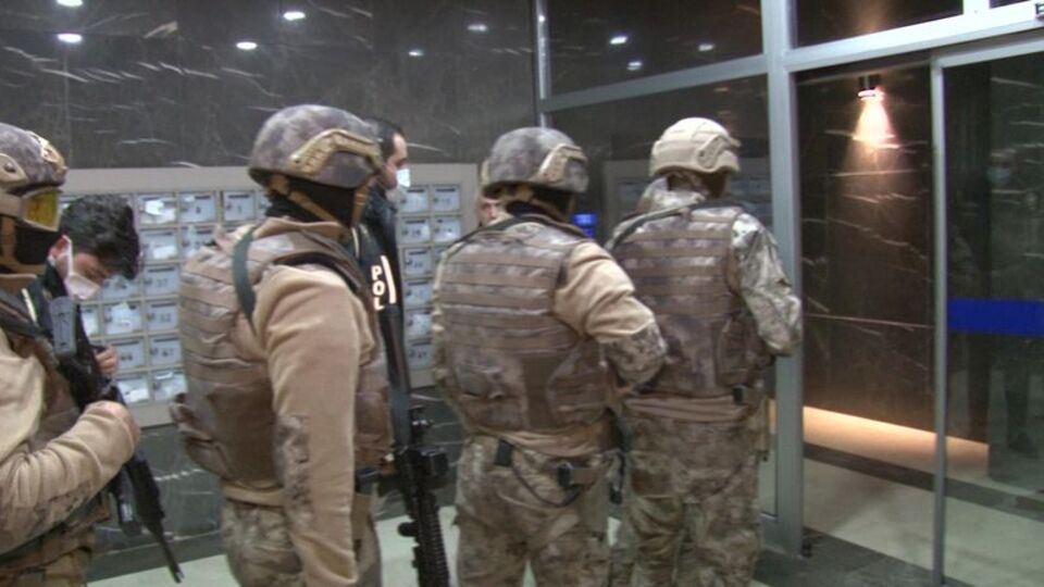 İstanbul'da zehir tacirlerine operasyon