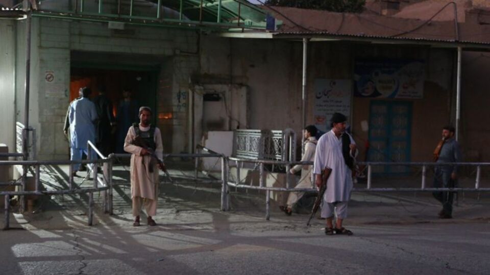 Afganistan'daki cami saldırısının görüntüleri ortaya çıktı!