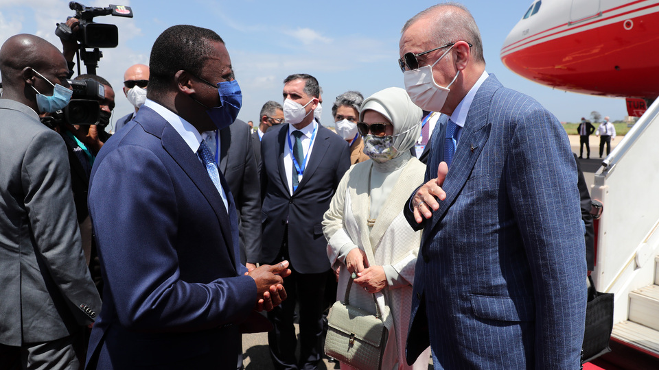 'Üç ülkeye aşı bağışında bulunacağız'