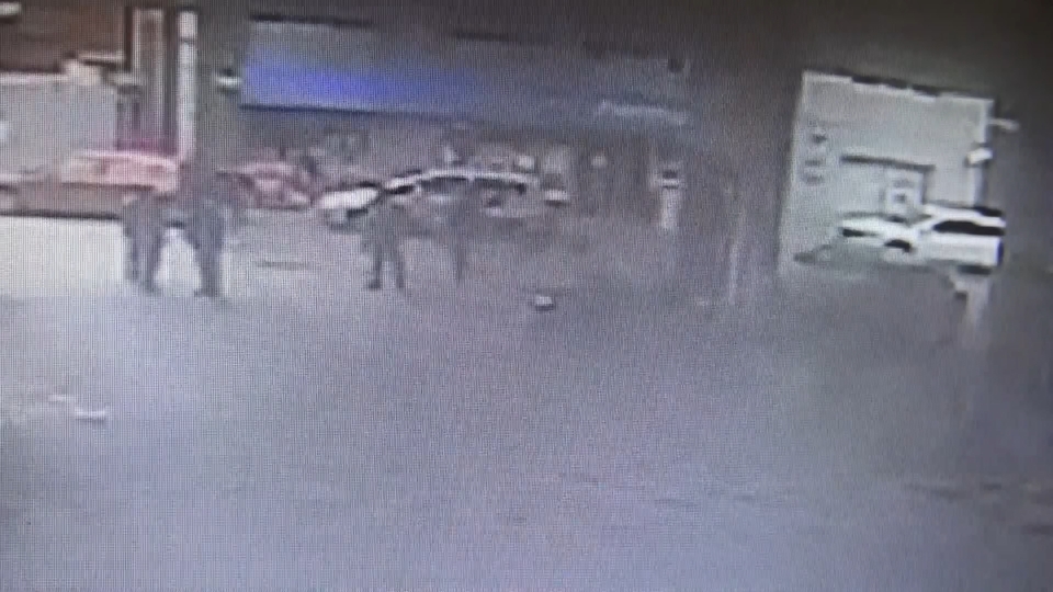 Kadın sürücüyü dövdü! Savunması dehşete düşürdü