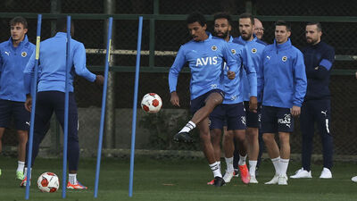 Fenerbahçe, Royal Antwerp maçına hazır