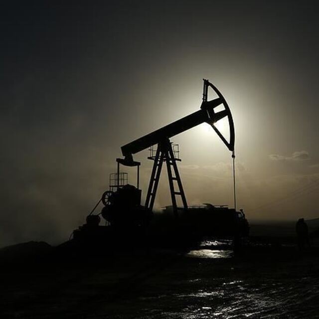 ABD'nin ham petrol stokları azaldı