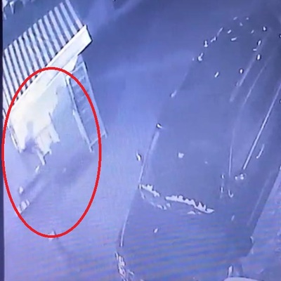 Katilleri duvara yansıyan gölgeleri yakalattı!