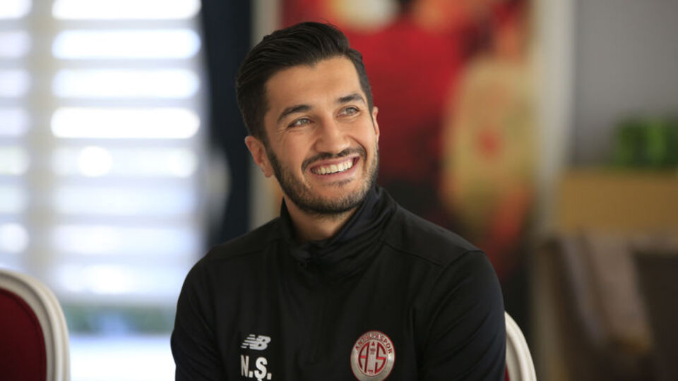 "Futbolu bırakmadım"