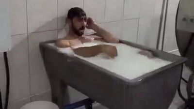 Konya'da süt banyosuna beraat!