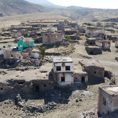 Herkes gitti, o kaldı... Bu köyde bir kişi yaşıyor!