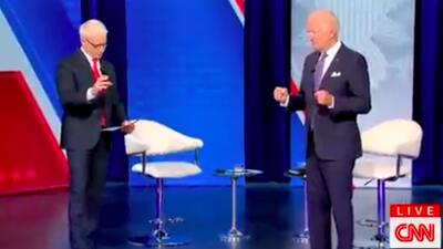 Biden'ın canlı yayındaki hareketi gündeme oturdu!