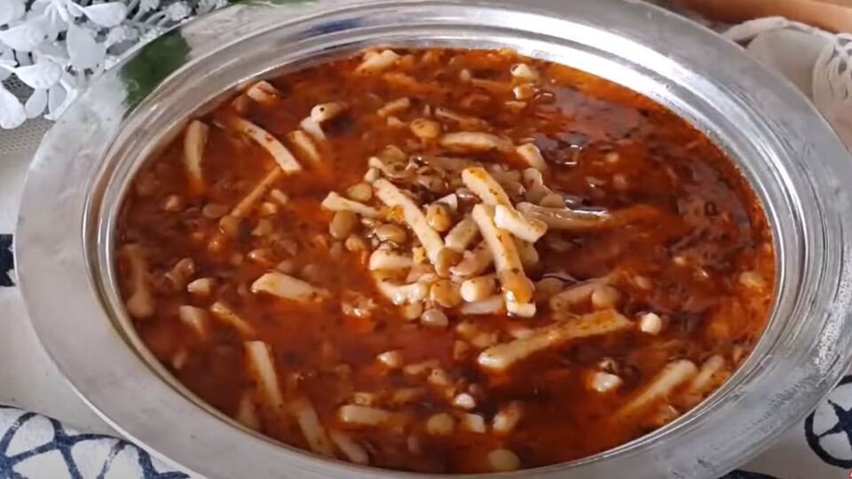 Sülüklü Çorba nasıl yapılır?