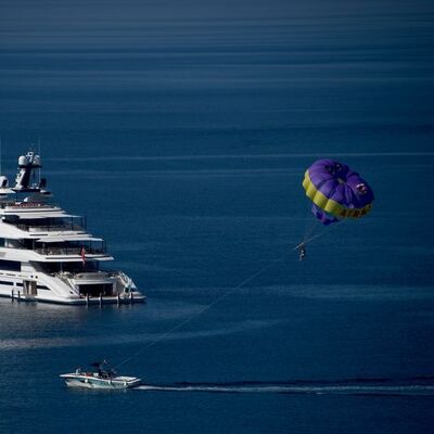 Bill Gates yeniden Efes'te