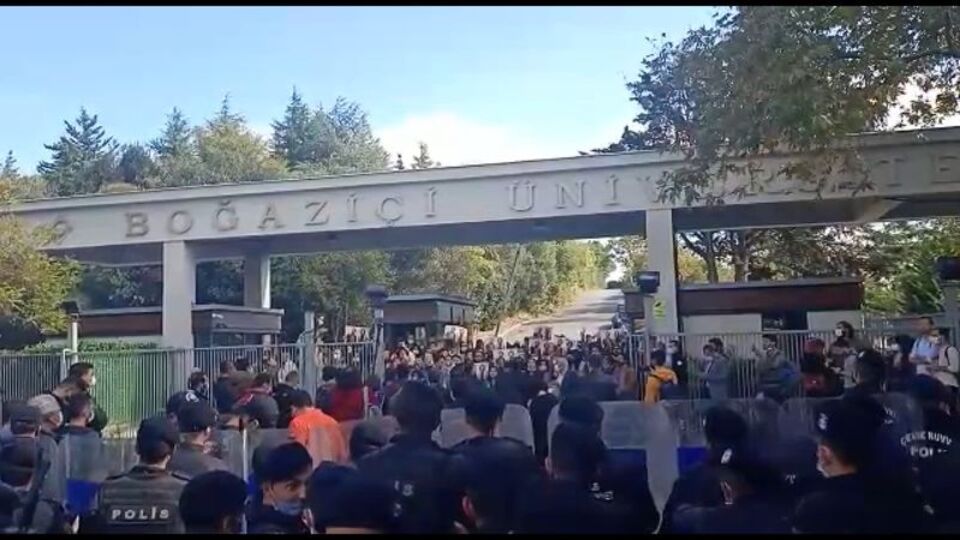 Gözaltına alınan 45 kişiden 42'si serbest