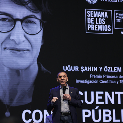 Prof. Dr. Uğur Şahin: Tüm dünya aşılanmalı