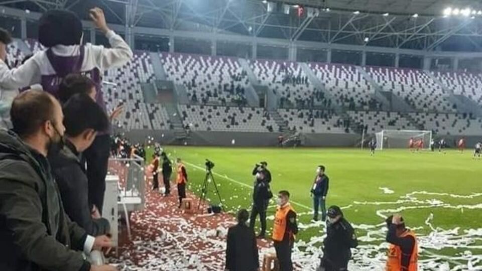 Kur'an'dan konfeti! 4 gözaltı