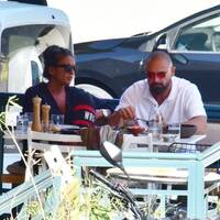 "Sevgili durumu yok!"