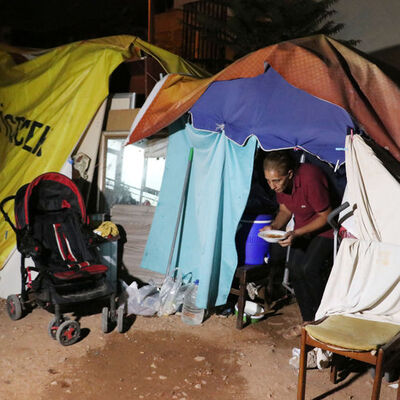 2,5 aydır burada yaşıyorlar!