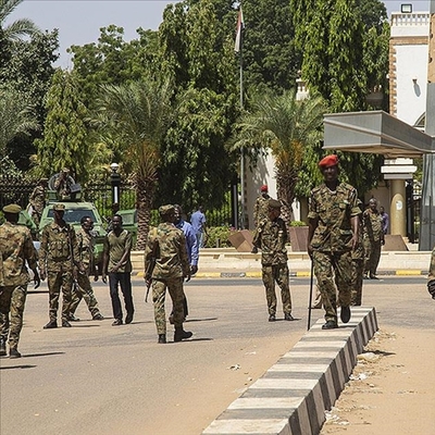 Sudan'da darbe girişimi: Başbakan tutuklandı, yeri bilinmiyor!